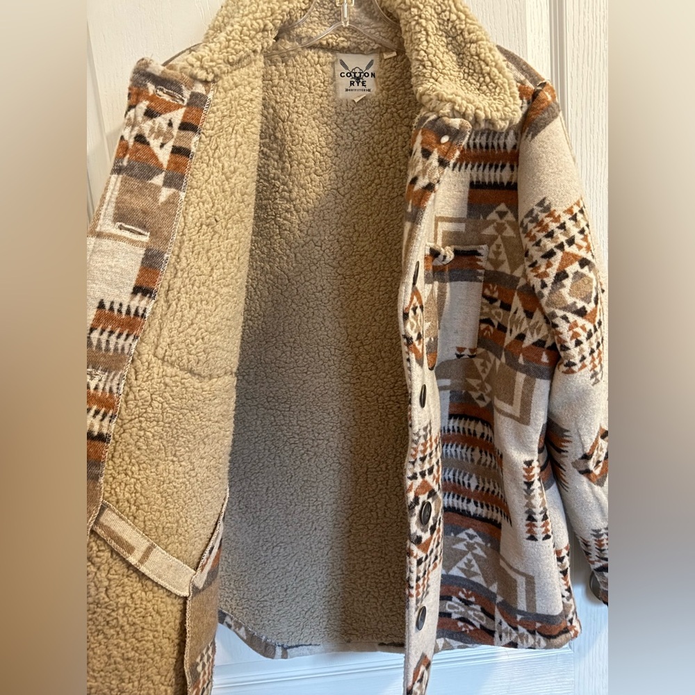 Cotton & Rye Aztec Sherpa Line Jacket - Picture 4 of 6